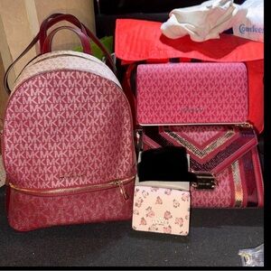 PRICE FIRM!! New bundle of designer handbags
